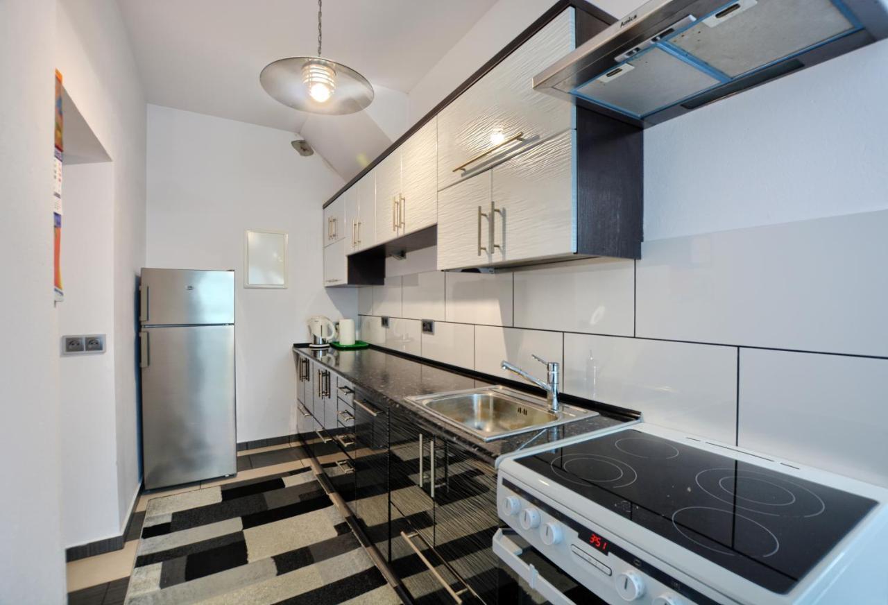 Ceglany Apartament Устшики-Дольне Экстерьер фото