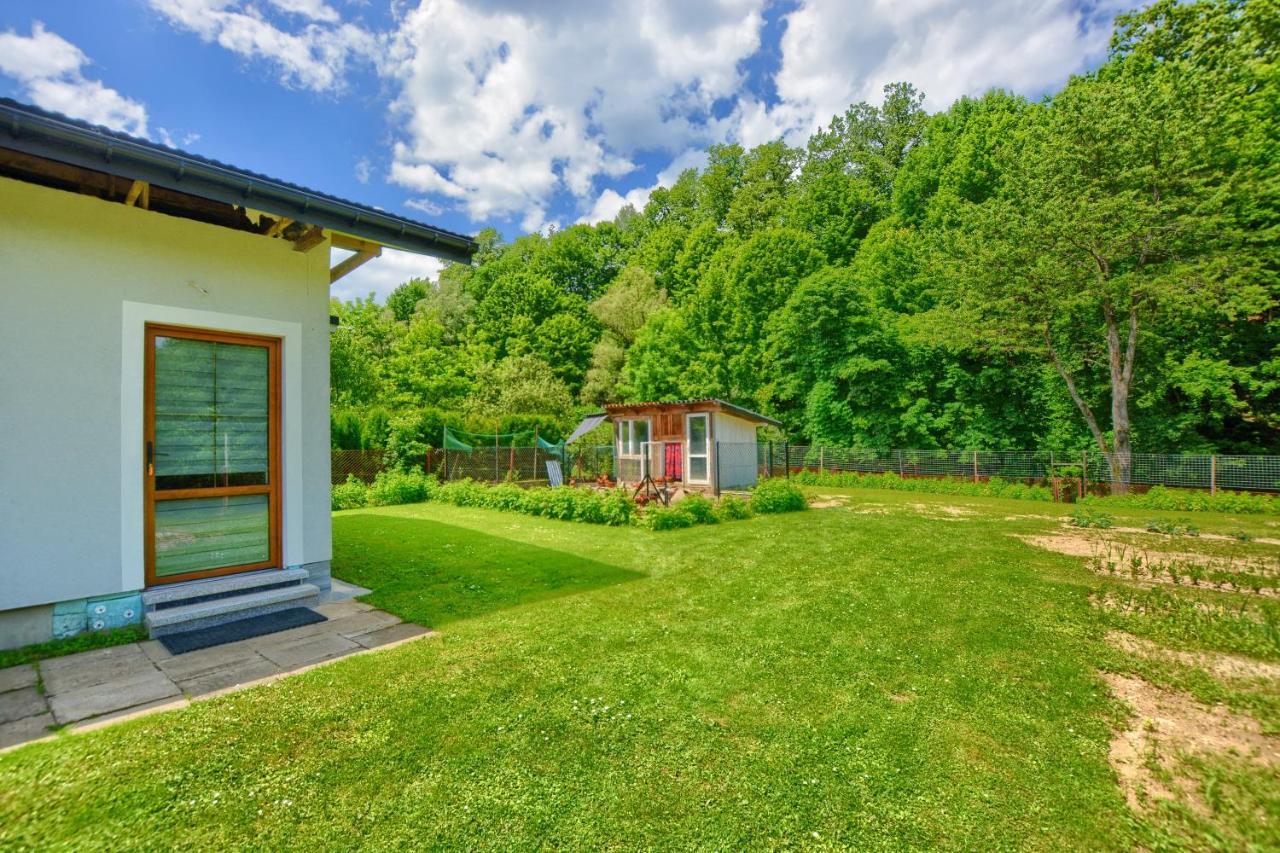 Ceglany Apartament Устшики-Дольне Экстерьер фото