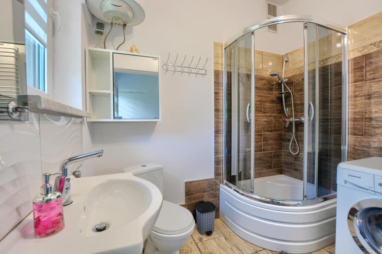 Ceglany Apartament Устшики-Дольне Экстерьер фото